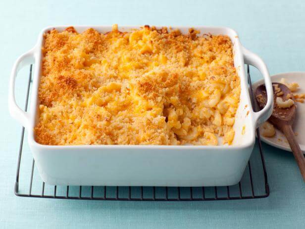 Mac and cheese yang terlihat gurih